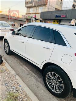 کادیلاک XT5